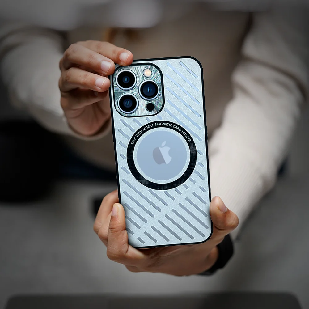 Silver Metal MagSafe iPhone Case with TPU Frame & Heat Dissipation – Ozone - Image 3